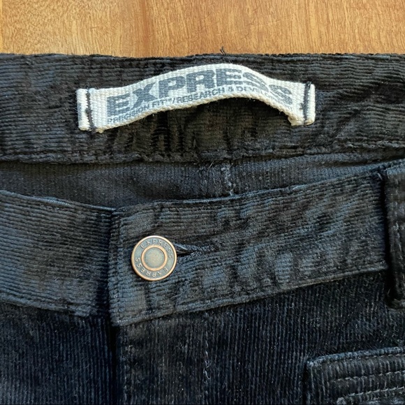 Express | Black Velvet Corduroy Y2K Front and Back Seam Flare Pants - Picture 6 of 7